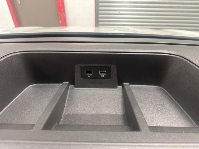 2025 Renault Trafic