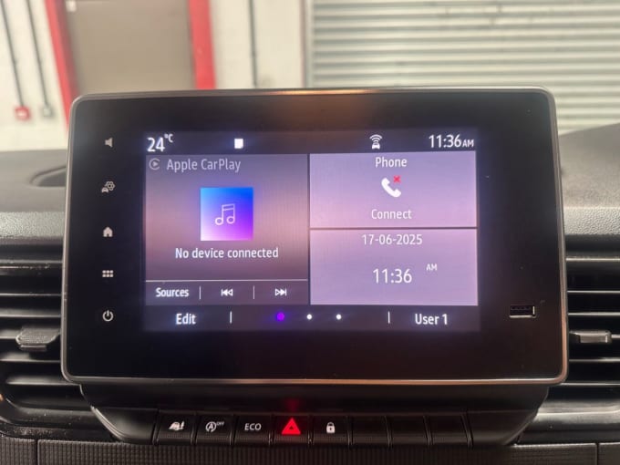 2025 Renault Trafic