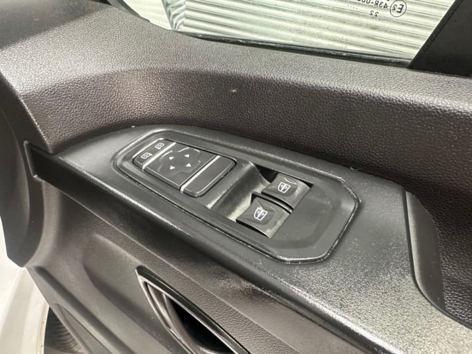 2025 Renault Trafic