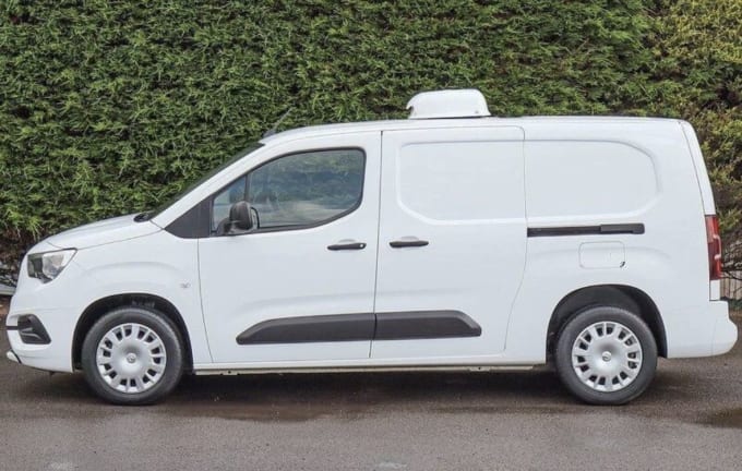 2025 Vauxhall Combo