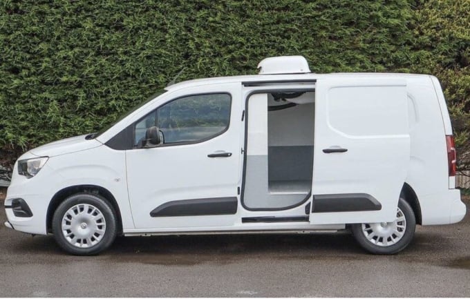 2025 Vauxhall Combo