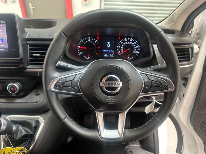 2025 Nissan Primastar