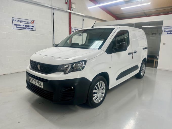 2025 Peugeot Partner