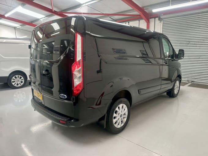 2025 Ford Transit Custom