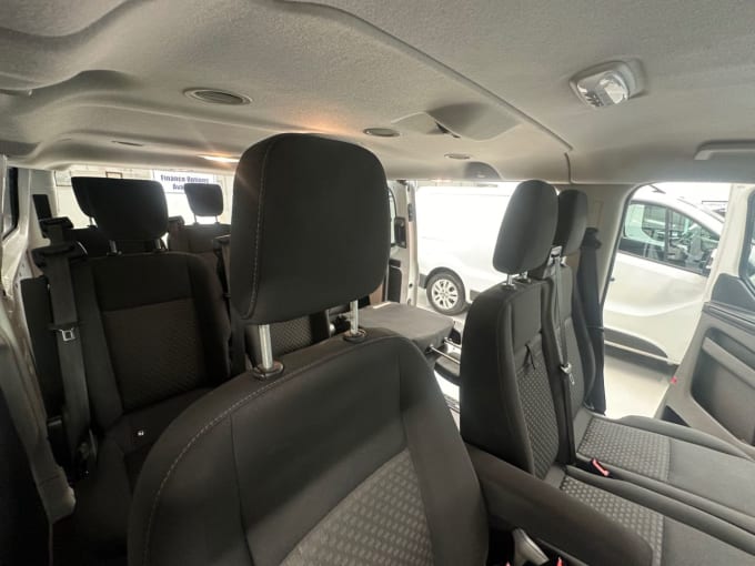 2025 Ford Transit Custom
