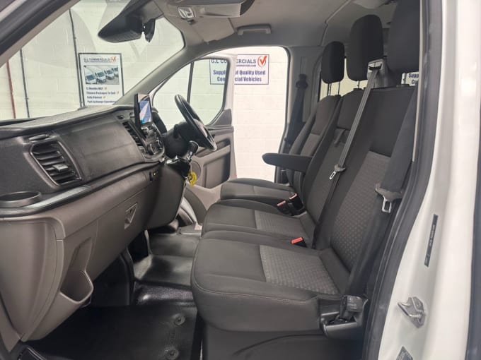 2025 Ford Transit Custom