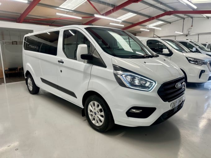 2025 Ford Transit Custom