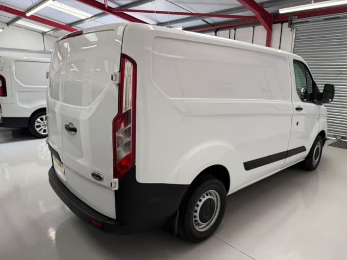 2025 Ford Transit Custom