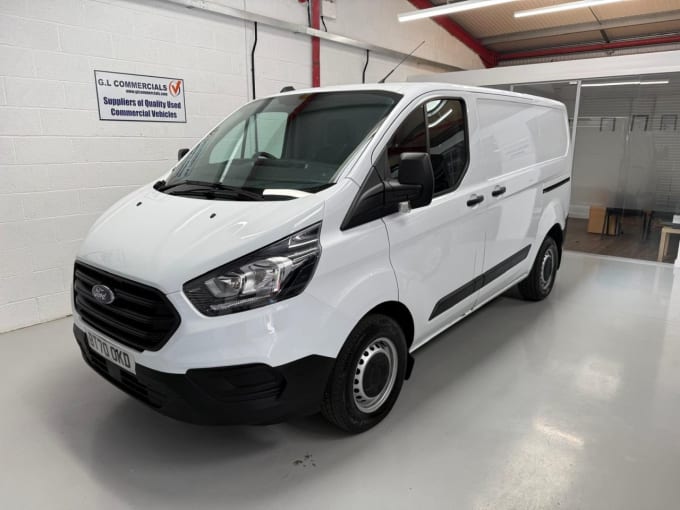 2025 Ford Transit Custom