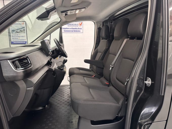 2025 Nissan Primastar