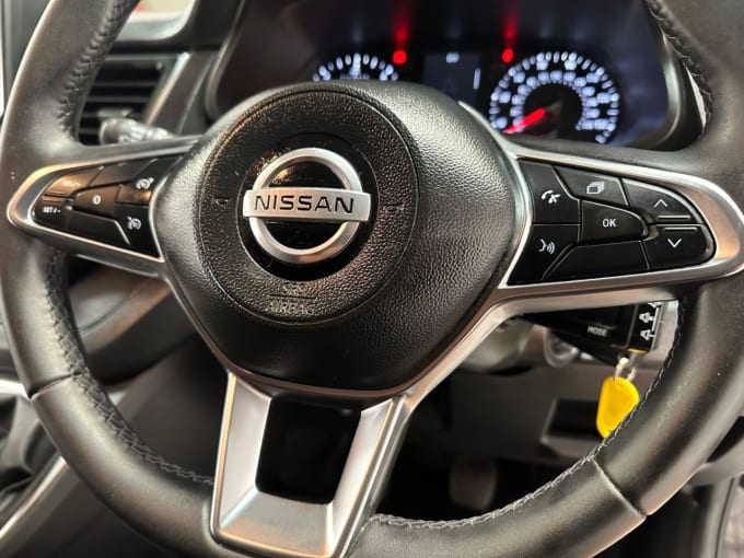 2025 Nissan Primastar