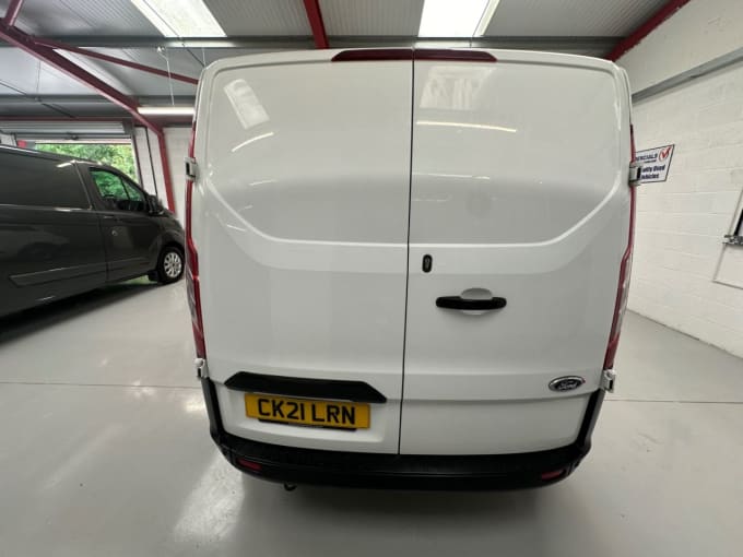 2025 Ford Transit Custom