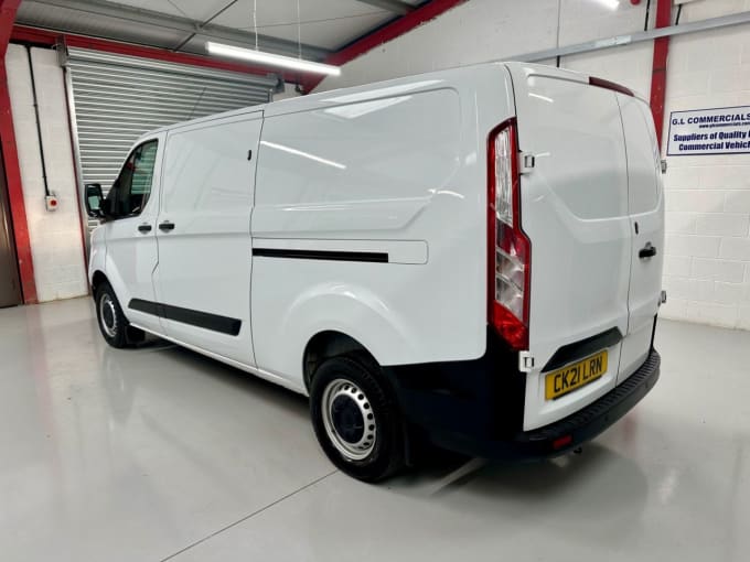 2025 Ford Transit Custom