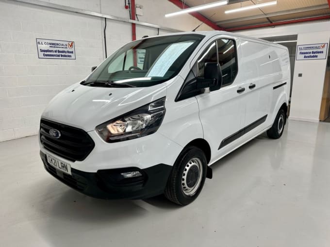 2025 Ford Transit Custom
