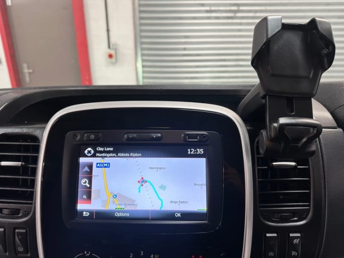 2025 Renault Trafic