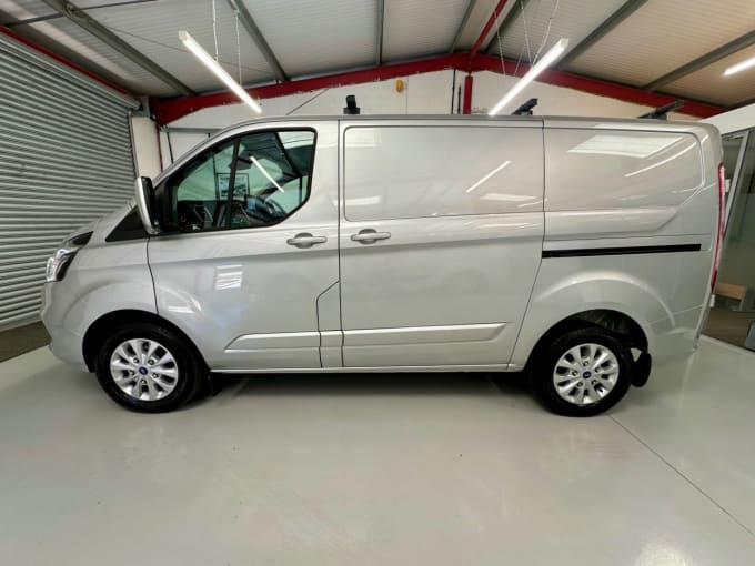 2025 Ford Transit Custom