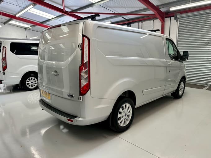 2025 Ford Transit Custom