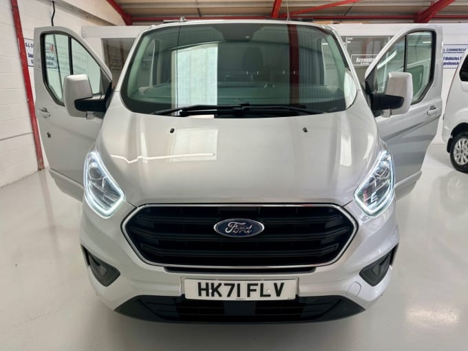 2025 Ford Transit Custom