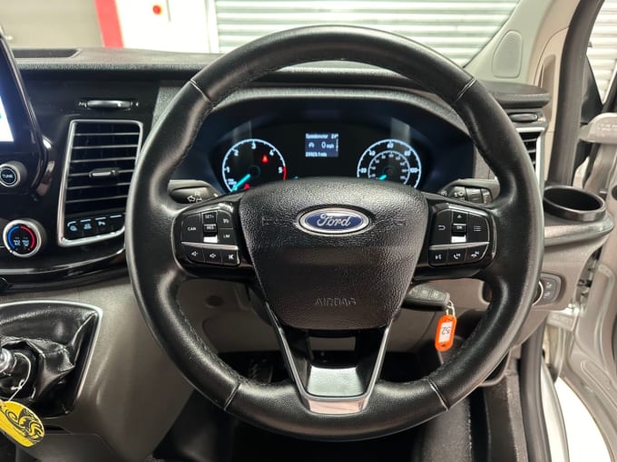 2025 Ford Transit Custom