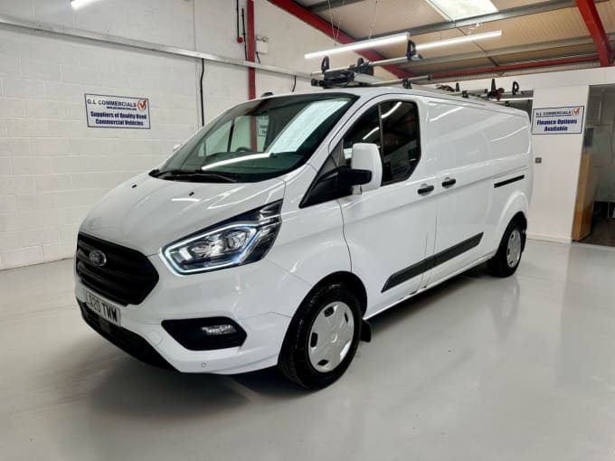 2025 Ford Transit Custom