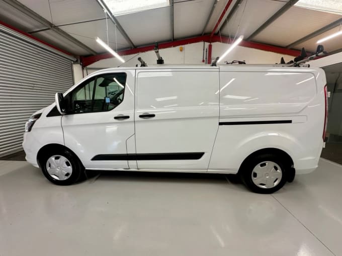 2025 Ford Transit Custom