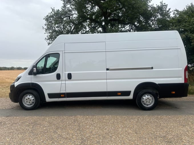 2025 Peugeot Boxer