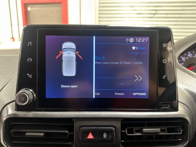 2025 Peugeot Partner
