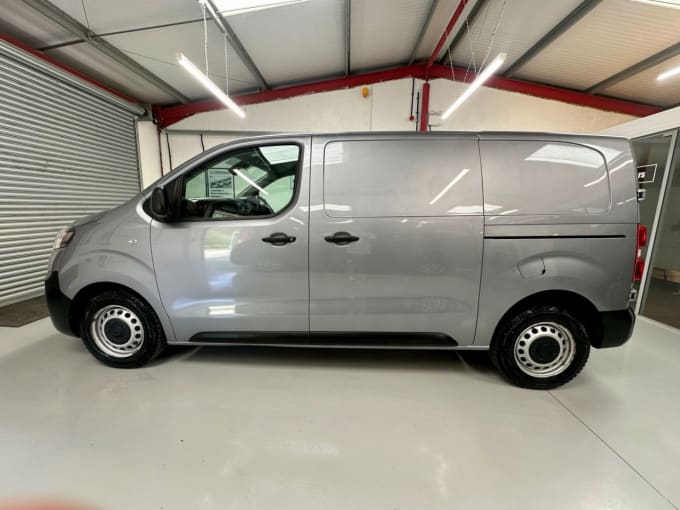 2025 Vauxhall Vivaro