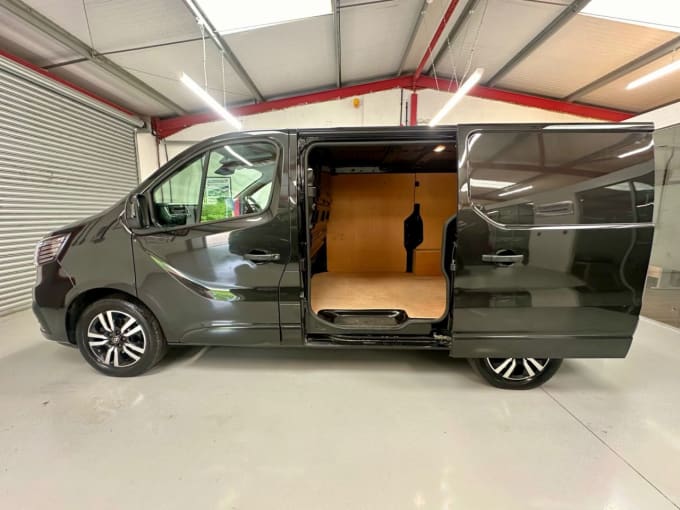 2025 Renault Trafic