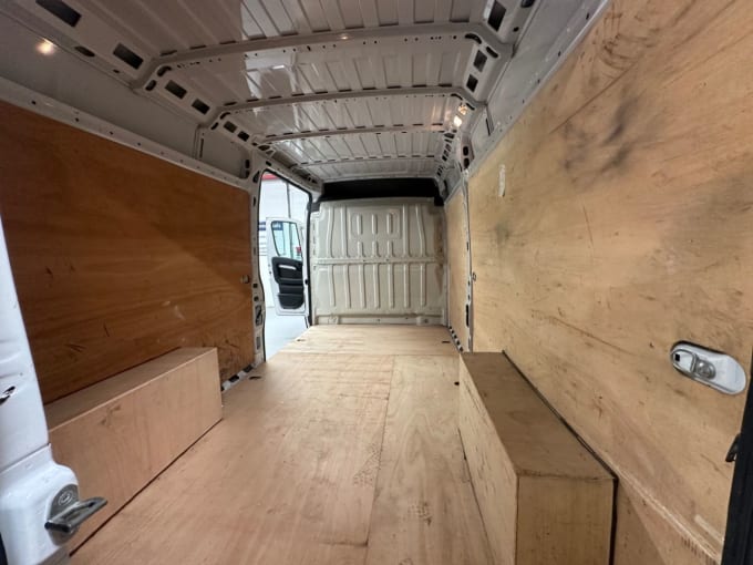 2025 Citroen Relay