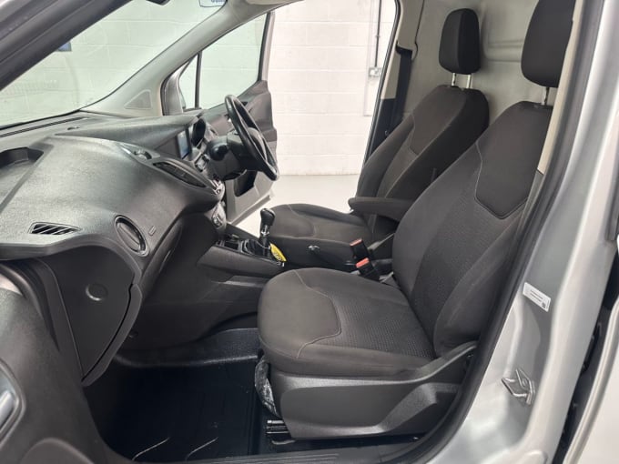2025 Ford Transit Courier