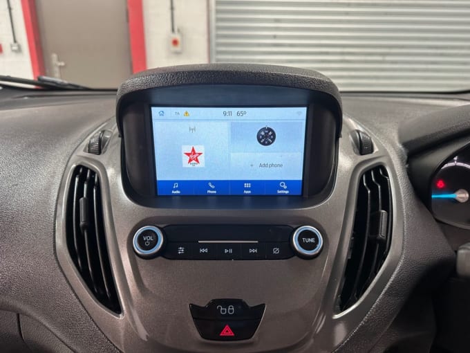 2025 Ford Transit Courier