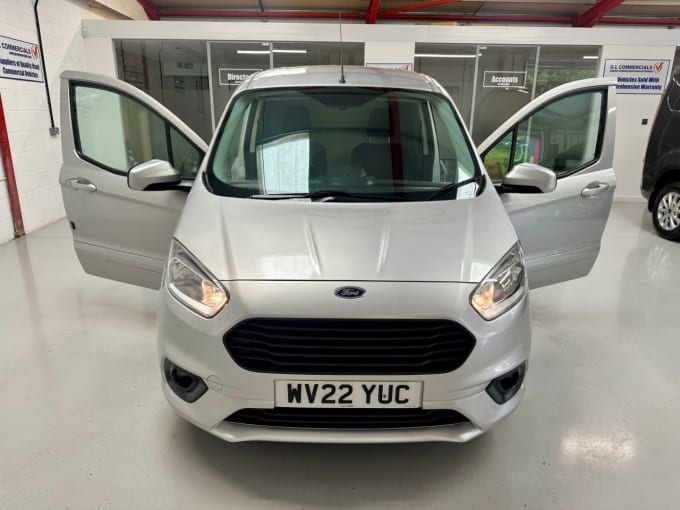 2025 Ford Transit Courier