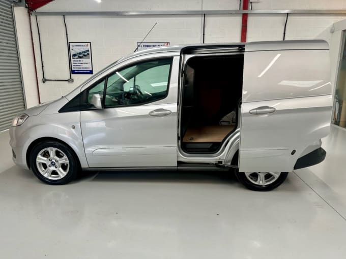 2025 Ford Transit Courier