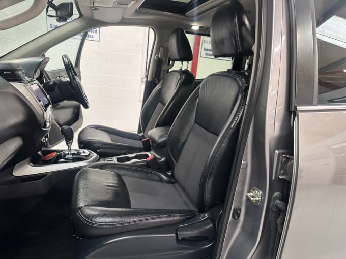 2025 Nissan Navara