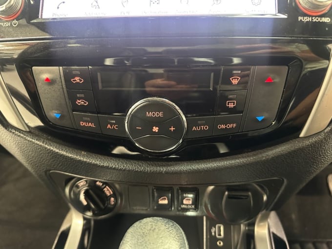 2025 Nissan Navara