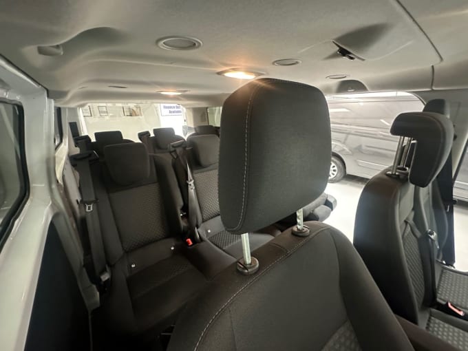 2025 Ford Transit Custom