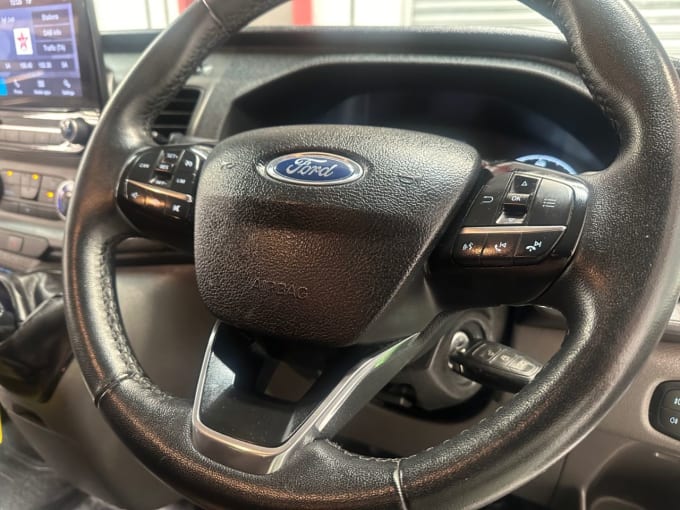 2025 Ford Transit Custom