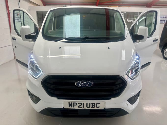 2025 Ford Transit Custom