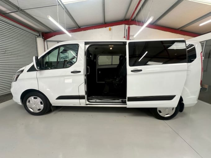 2025 Ford Transit Custom