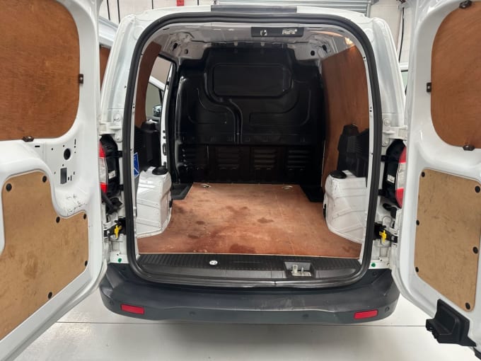 2025 Ford Transit Courier