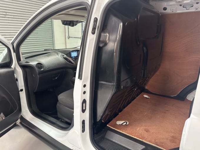 2025 Ford Transit Courier