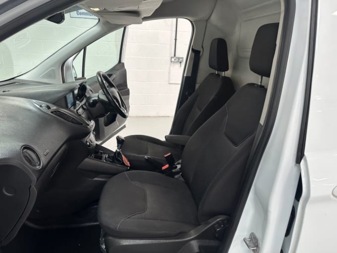 2025 Ford Transit Courier