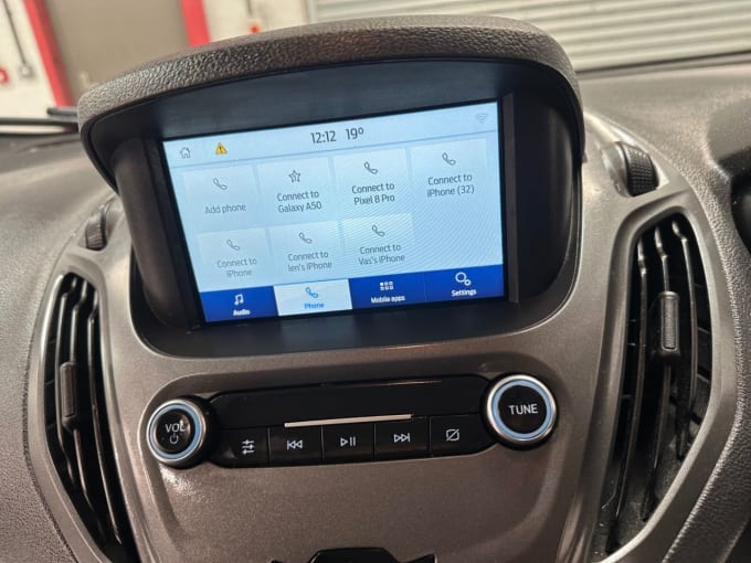 2025 Ford Transit Courier