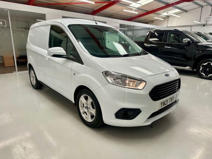 2025 Ford Transit Courier