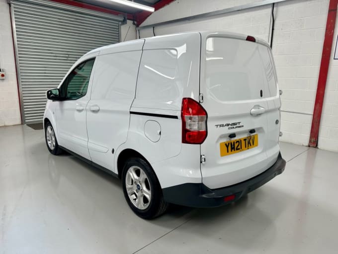 2025 Ford Transit Courier