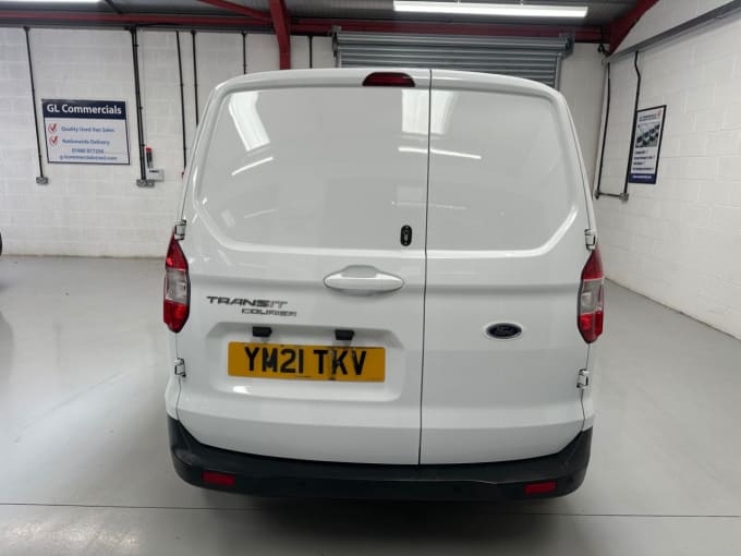 2025 Ford Transit Courier
