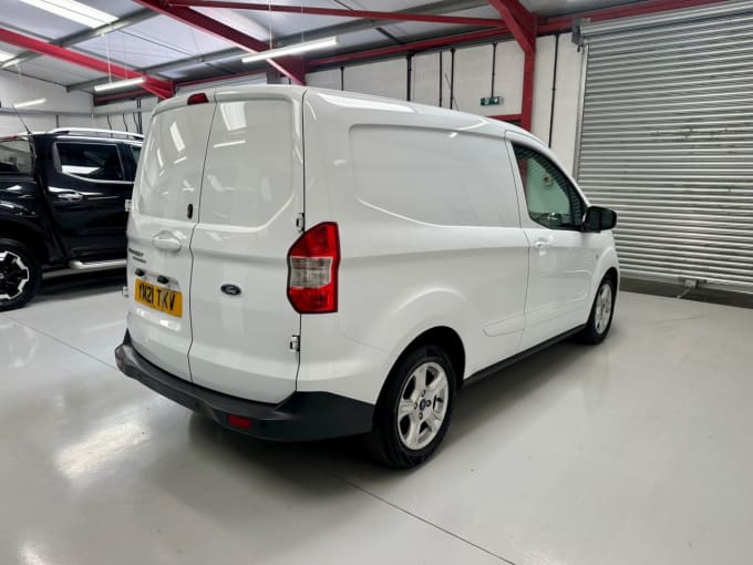 2025 Ford Transit Courier