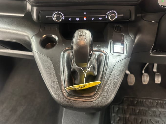 2025 Vauxhall Combo