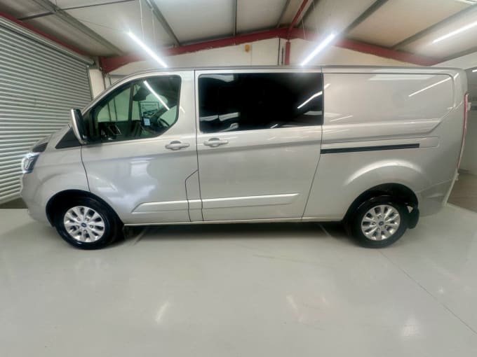 2025 Ford Transit Custom